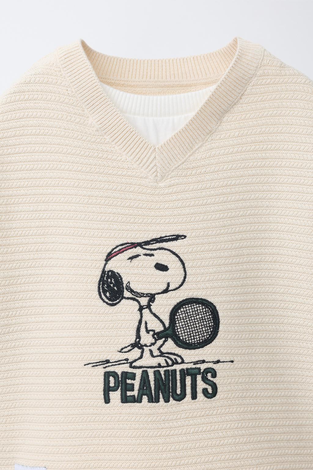 ВЯЗАНЫЙ ЖИЛЕТ С ВЫШИВКОЙ SNOOPY PEANUTS™