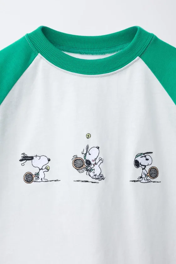 ФУТБОЛКА РЕГЛАН С ВЫШИВКОЙ SNOOPY PEANUTS™