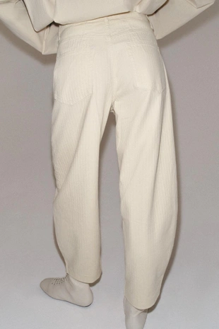 Butter | 9632/098/725 - Zara Зауженные джинсы с высокой посадкой — коллекция ZARA «ZW»