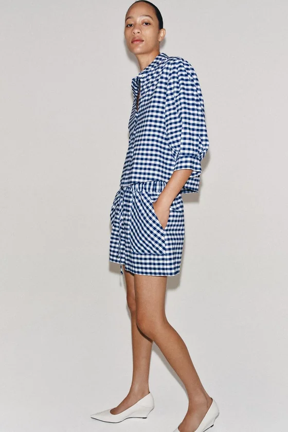 ШОРТЫ В КЛЕТКУ ВИШИ — коллекция Zara «ZW»