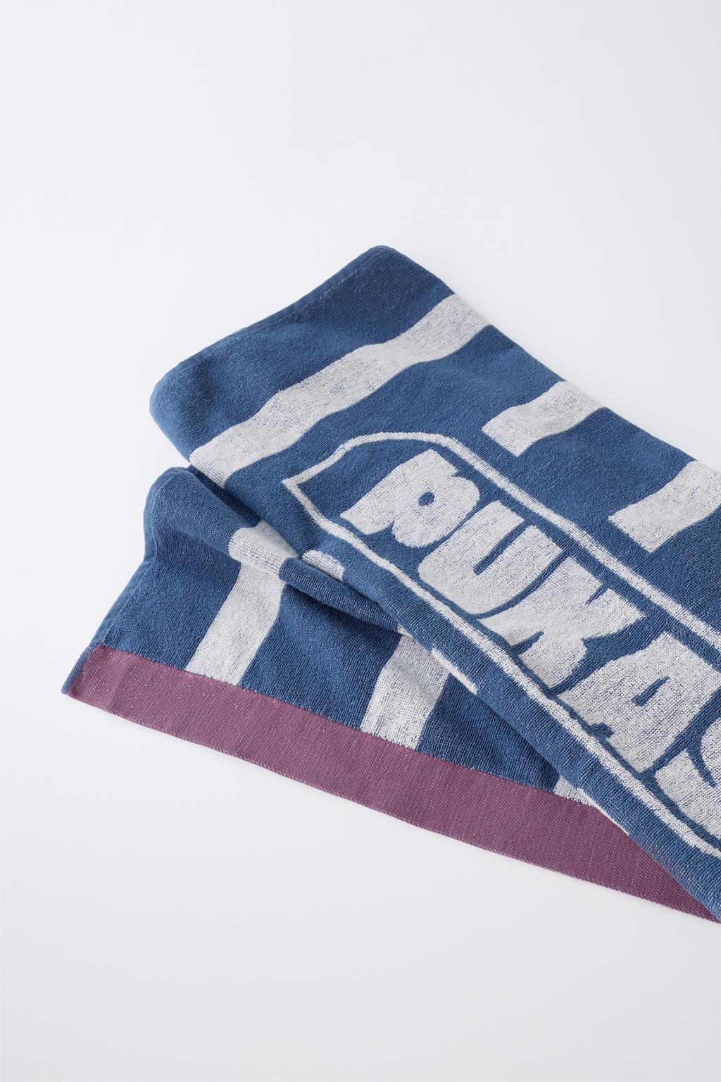 Большое полотенце с принтом pukas surf