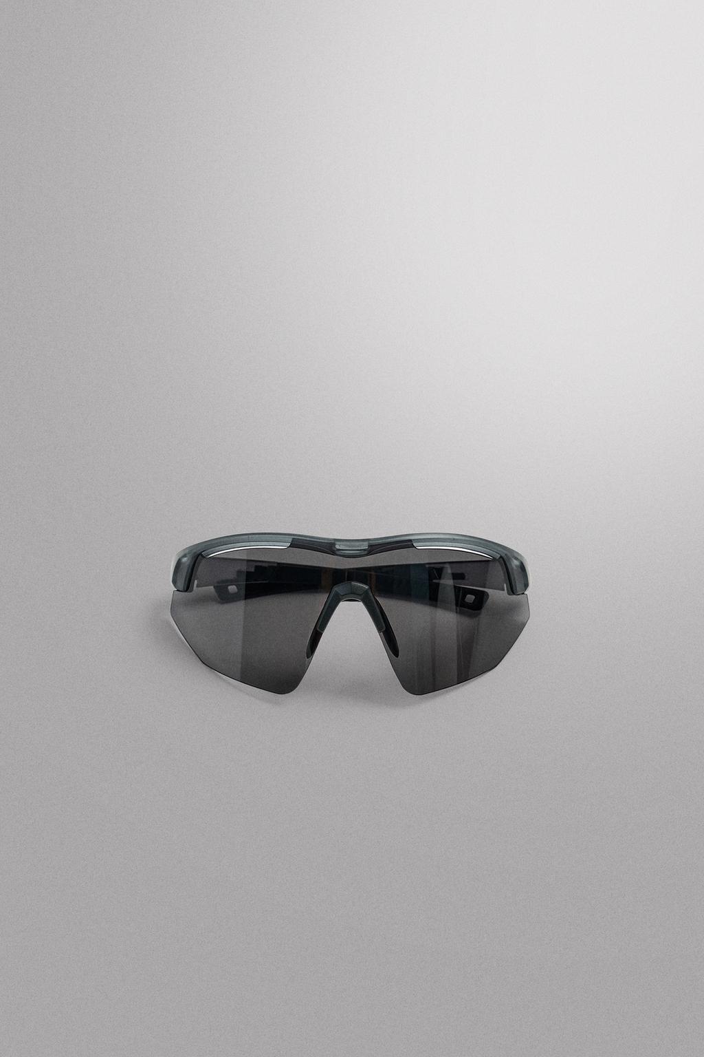 СОЛНЦЕЗАЩИТНЫЕ ОЧКИ EASSUN