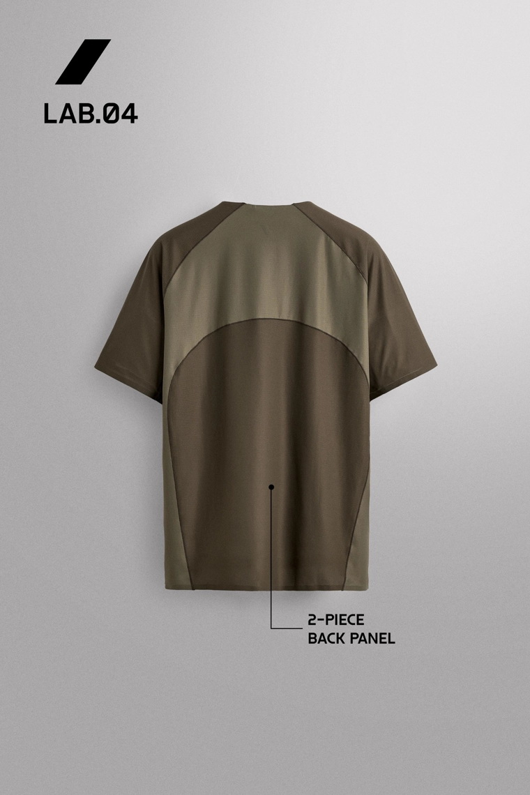 Футболка colour block из технической ткани