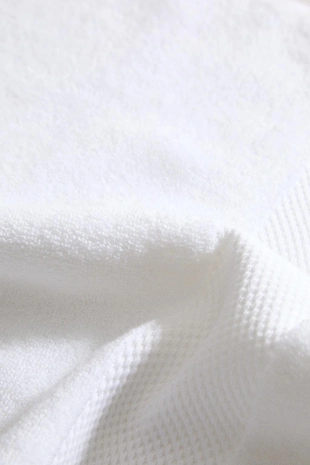 Мягкое полотенце для ванны extra soft (800 г/м²)- Заказать в России