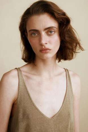 Топ из льняного трикотажа с тонкими бретелями, созданный caramel london x zara- Заказать в России