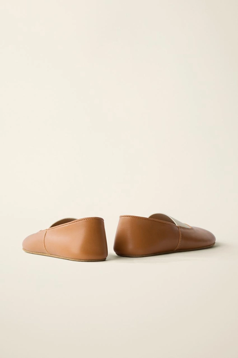 Кожаные балетки от caramel london x zara