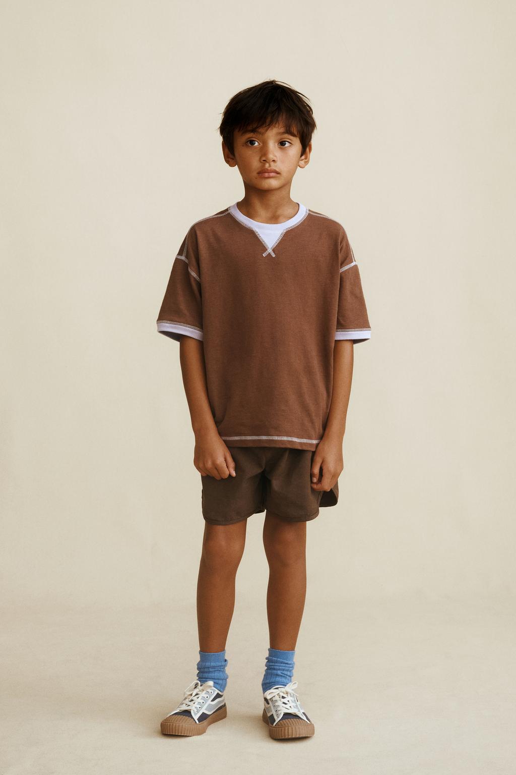 Футболка с контрастной прострочкой от caramel london x zara
