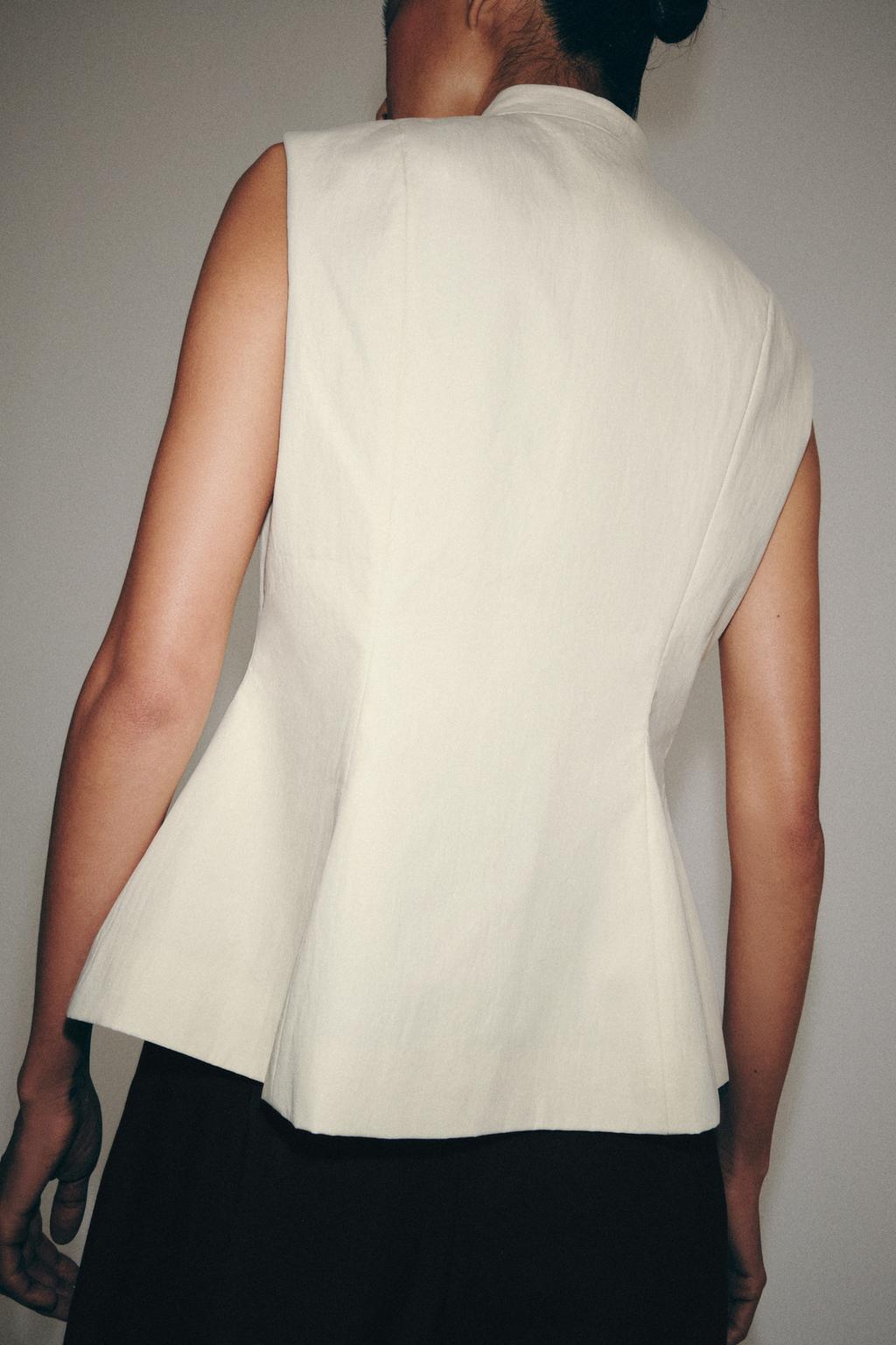 ЖИЛЕТ ОБЛЕГАЮЩЕГО КРОЯ — ZW COLLECTION