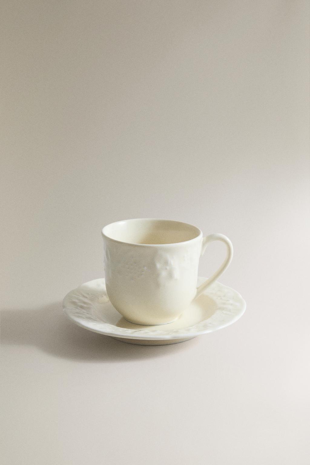 Кофейная чашка и блюдце из фарфора grape porcelain