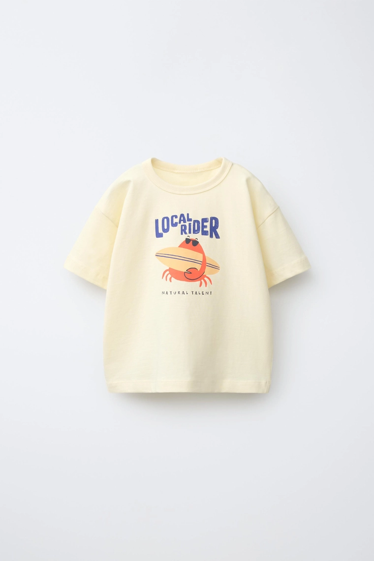 Футболка с анималистичным принтом