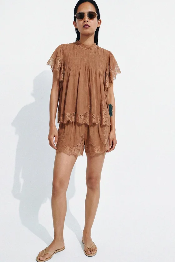 КРУЖЕВНЫЕ ШОРТЫ — коллекция Zara «ZW»