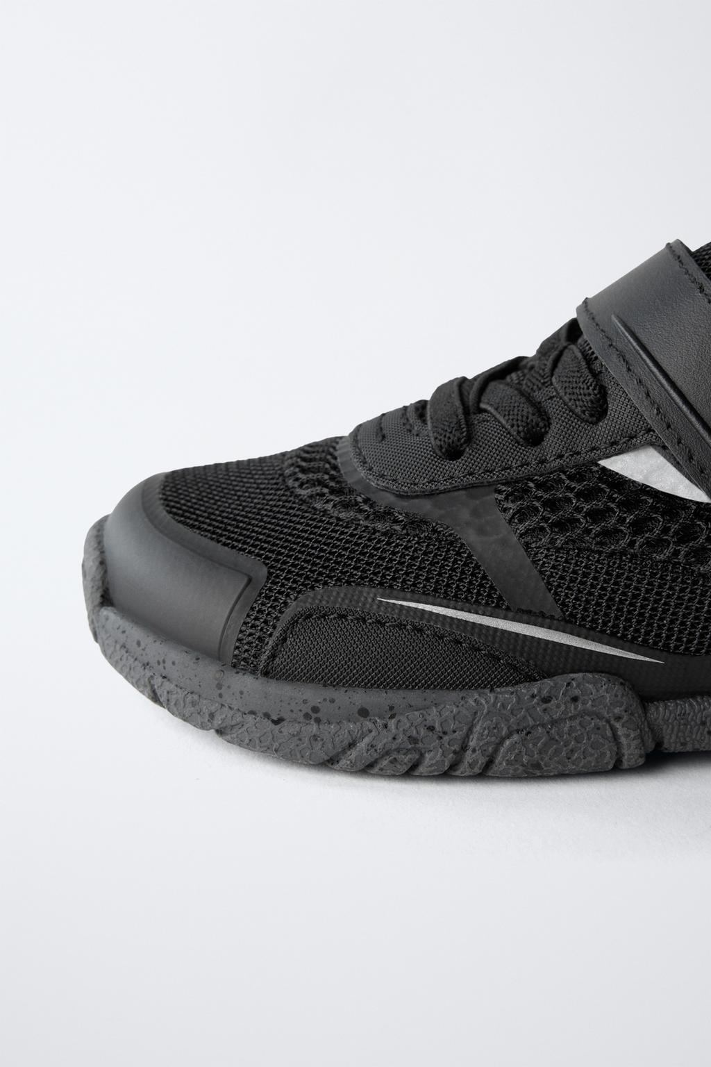 СПОРТИВНЫЕ КРОССОВКИ BAREFOOT