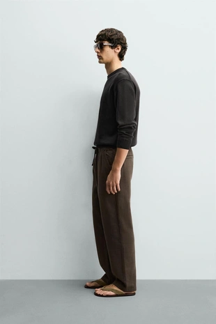 Брюки Relaxed Fit из рельефной ткани