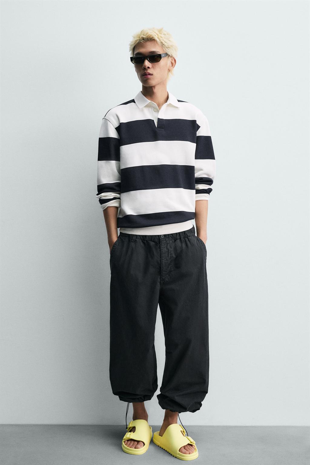 САНДАЛИИ С ДВУМЯ РЕМЕШКАМИ С ПРОРЕЗИНЕННЫМ ПОКРЫТИЕМ