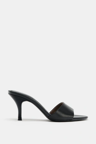 Black | 3310/810/800 - Zara Кожаные босоножки на каблуке