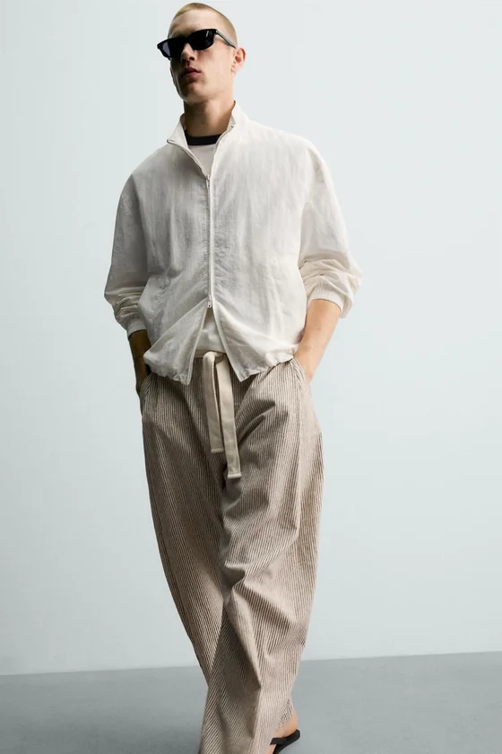 БРЮКИ WIDE FIT В ПОЛОСКУ С РЕМНЕМ