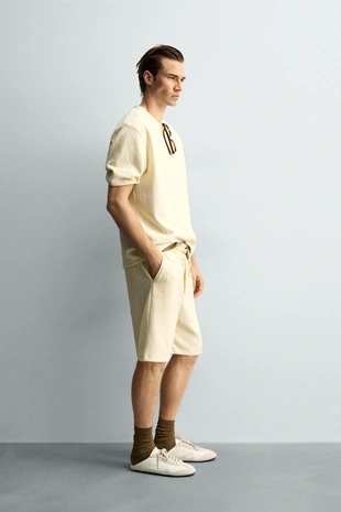 Футболка Relaxed Fit из рельефной ткани- Заказать в России