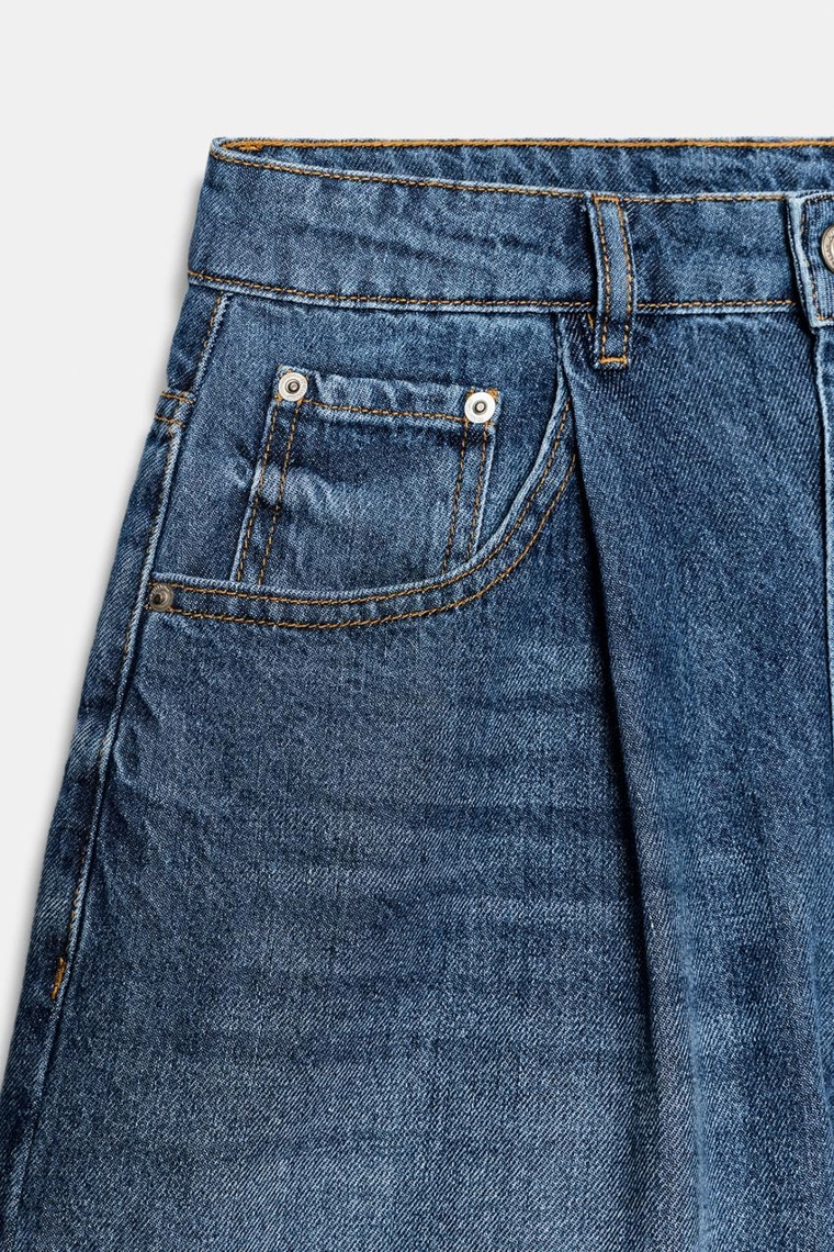 ДЕНИМОВЫЕ ШОРТЫ С ВЫСОКОЙ ПОСАДКОЙ — коллекция Zara «ZW»