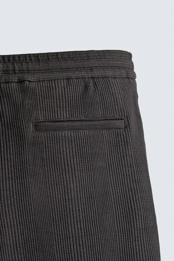 ШОРТЫ RELAXED FIT ИЗ РЕЛЬЕФНОЙ ТКАНИ