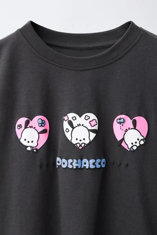 Футболка Pochacco © Sanrio- Заказать в России