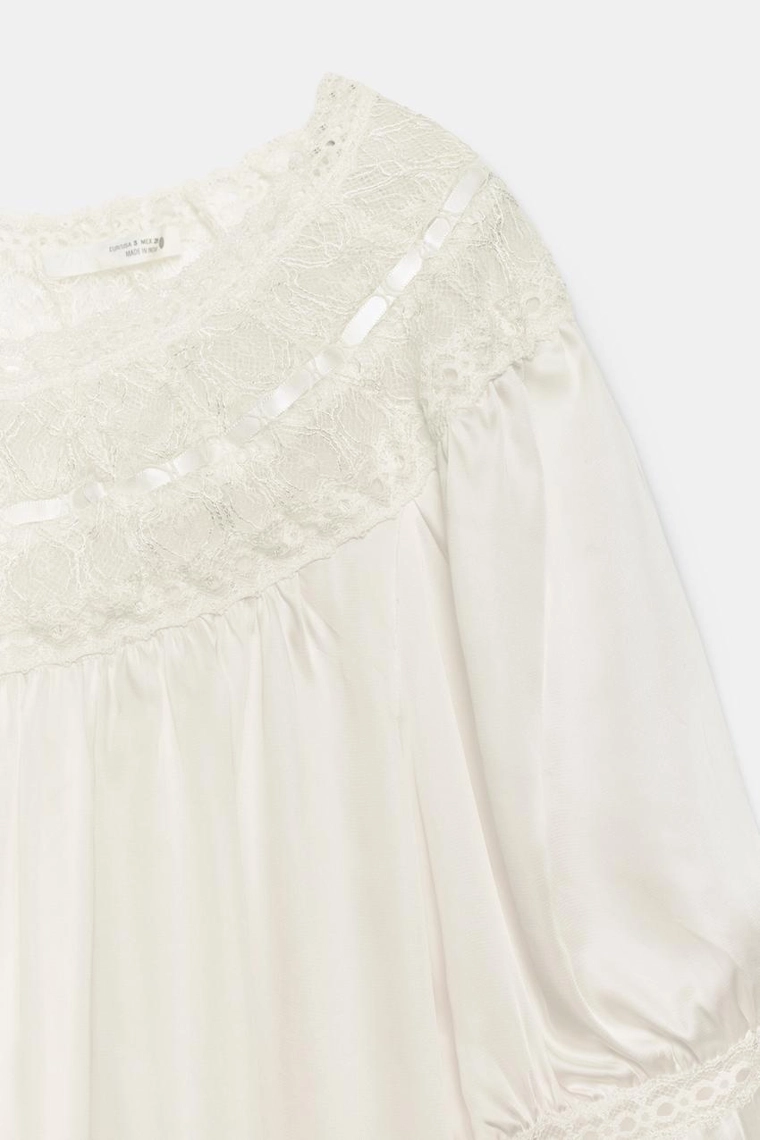 БЛУЗА С КОРОТКИМИ РУКАВАМИ И КРУЖЕВОМ — коллекция Zara «ZW»