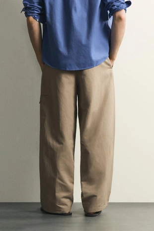 Брюки Relaxed Fit со складками
