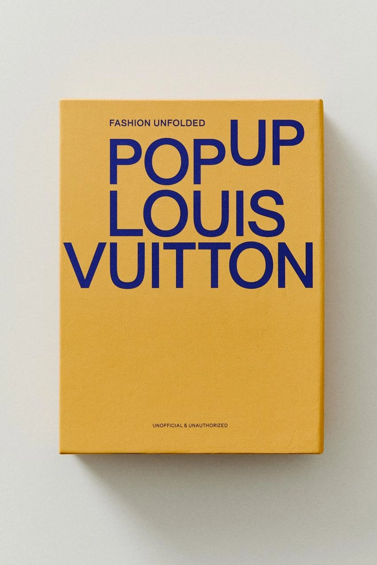 Книга с выдвижными элементами louis vuitton fashion unfolded (англ.)