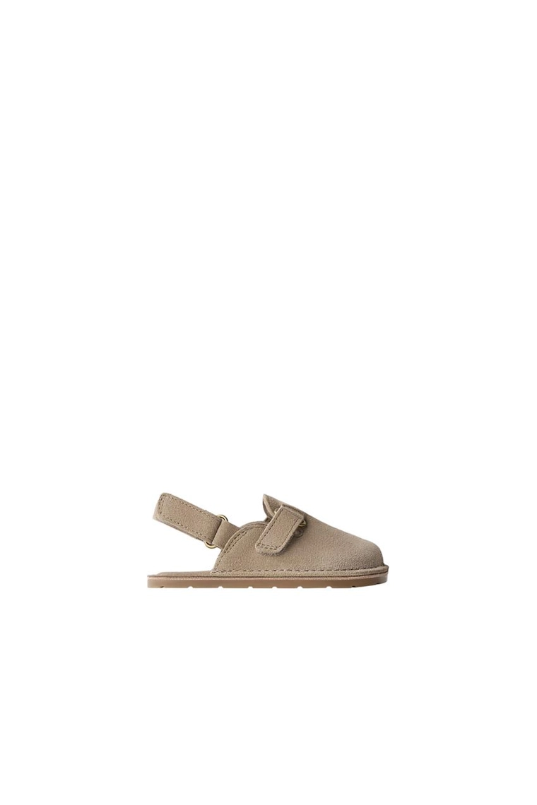 Кожаные босоножки на плоской подошве barefoot