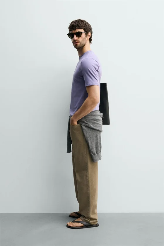 БАЗОВАЯ ФУТБОЛКА SLIM FIT /01