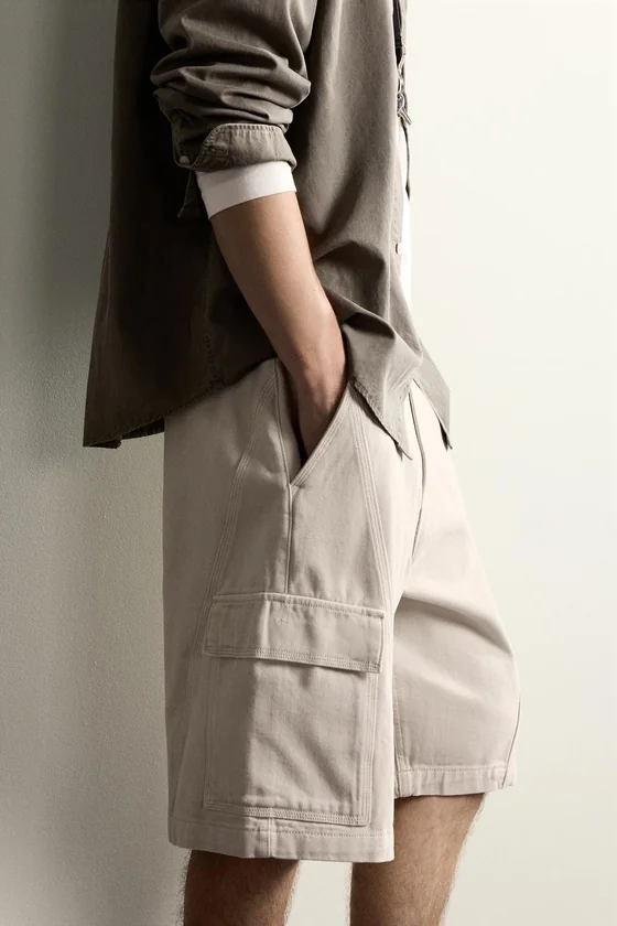 ШОРТЫ КАРГО RELAXED FIT СО ШВАМИ