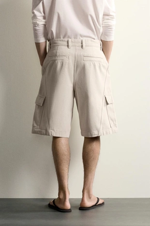 Шорты карго Relaxed Fit со швами