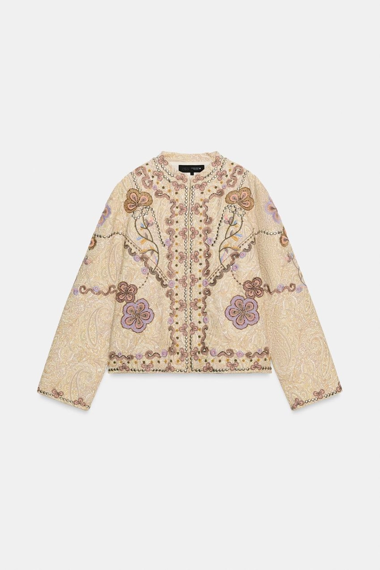 КУРТКА С ВЫШИВКОЙ — коллекция Zara «ZW»