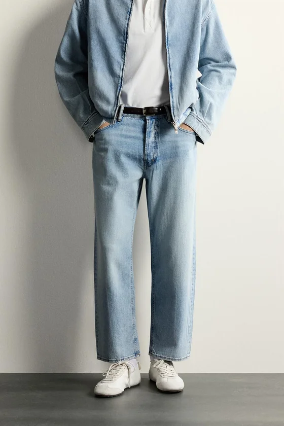 ЛЕГКИЕ УКОРОЧЕННЫЕ ДЖИНСЫ REGULAR FIT