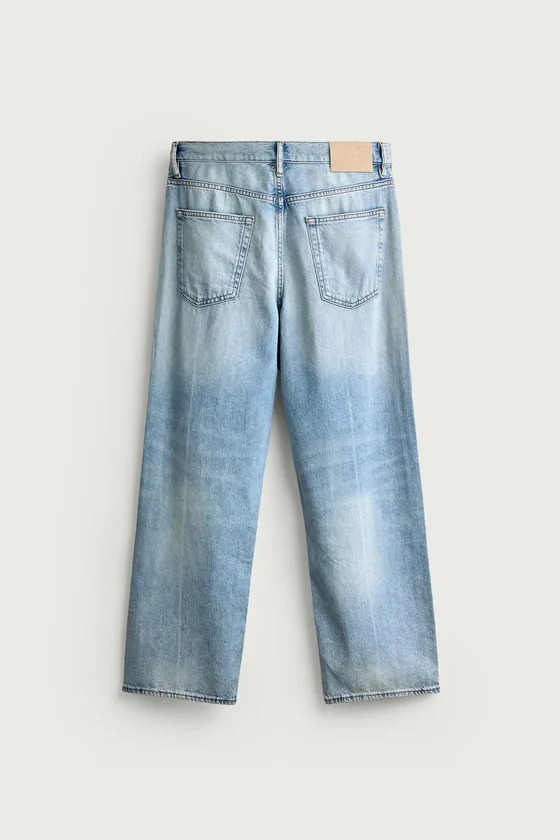 ЛЕГКИЕ УКОРОЧЕННЫЕ ДЖИНСЫ REGULAR FIT