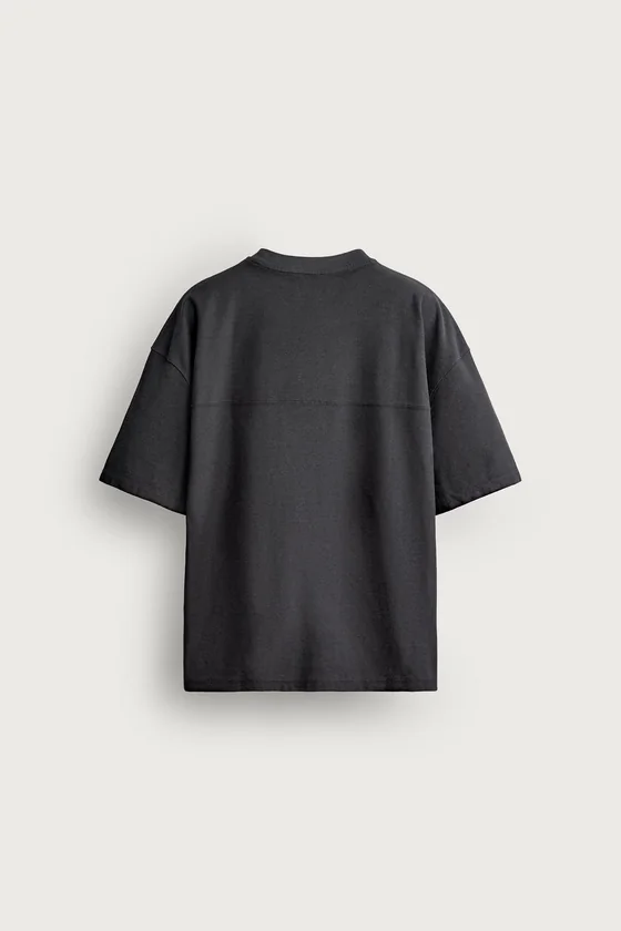 ФУТБОЛКА RELAXED FIT СО ШВОМ