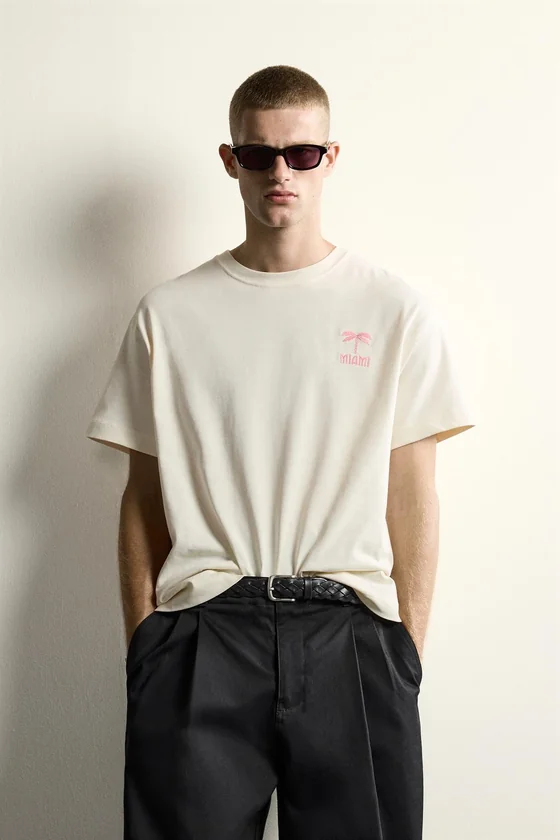 ФУТБОЛКА RELAXED FIT С НАШИВКОЙ MIAMI