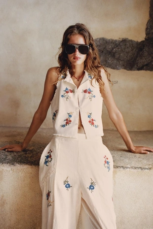 White | 7220/222/250 - Zara Шаровары с вышивкой