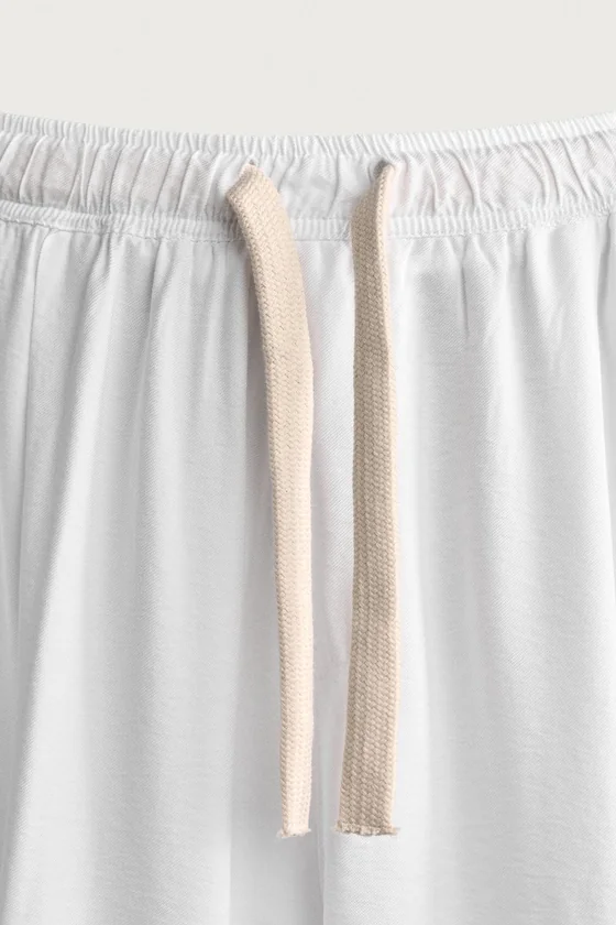 БРЮКИ RELAXED FIT ИЗ СТРУЯЩЕЙСЯ ТКАНИ