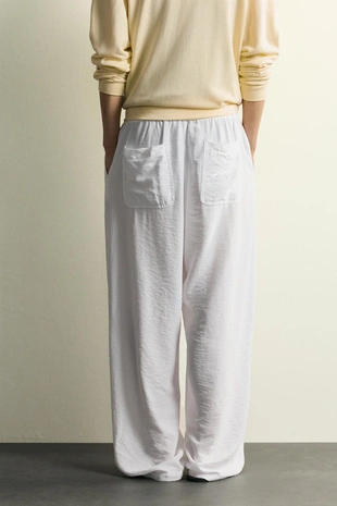 Брюки Relaxed Fit из струящейся ткани- Заказать в России