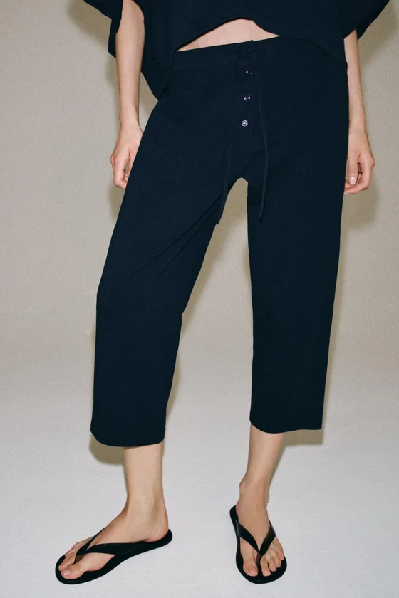 БРЮКИ CARROT FIT ИЗ ТРИКОТАЖА ИНТЕРЛОК