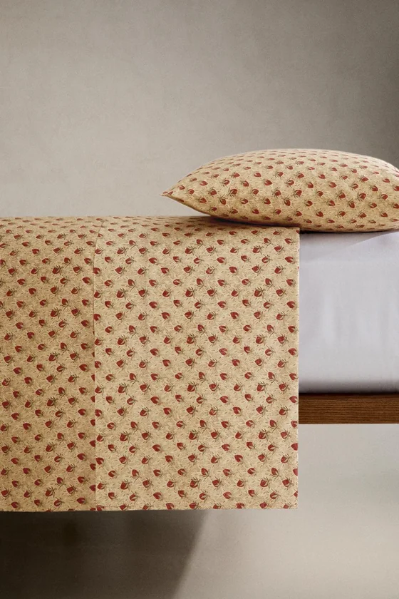 Простыня strawberry percale | katharine pole