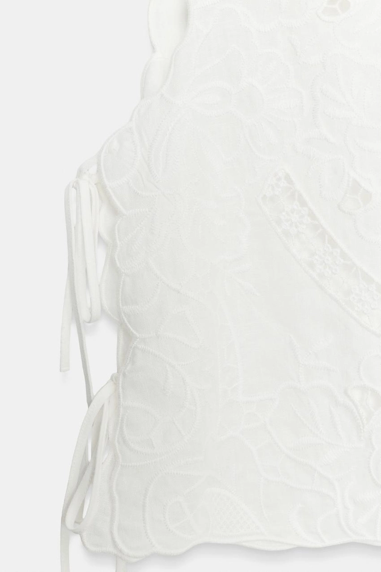 Блузка с вышивкой из коллекции zara woman