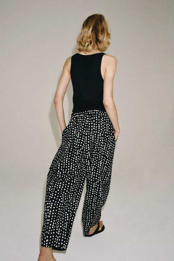 БРЮКИ В ПИЖАМНОМ СТИЛЕ В ГОРОШЕК — ZW COLLECTION
