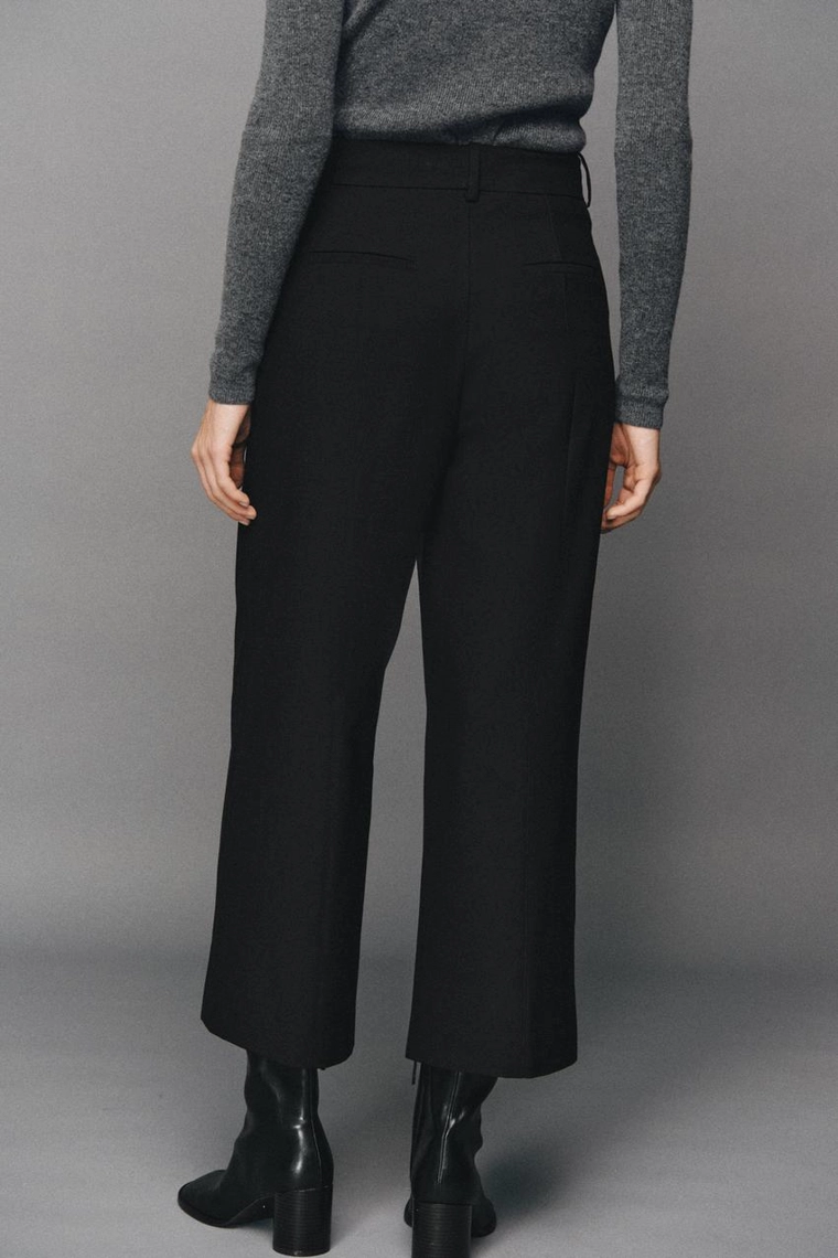 УКОРОЧЕННЫЕ БРЮКИ — коллекция Zara «ZW»