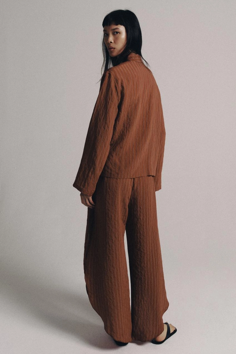 БРЮКИ С БОКОВЫМИ РАЗРЕЗАМИ — коллекция Zara «ZW»