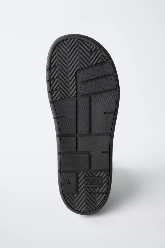 КОЖАНЫЕ КРОССОВКИ BAREFOOT