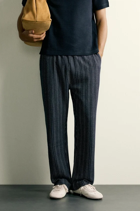 КОНТРАСТНЫЕ БРЮКИ SEERSUCKER RELAXED FIT