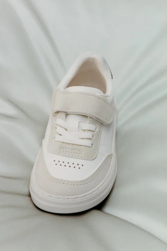 Кроссовки barefoot с контрастным дизайном