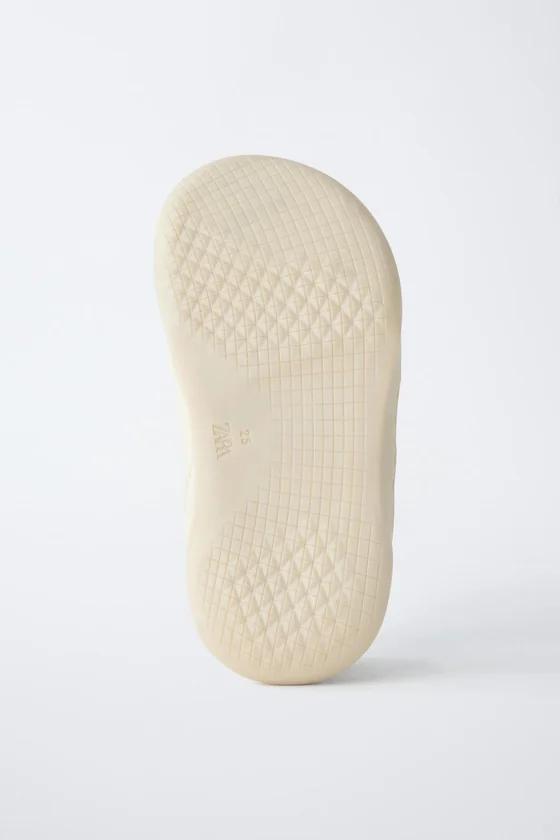 КОЖАНЫЕ КРОССОВКИ BAREFOOT