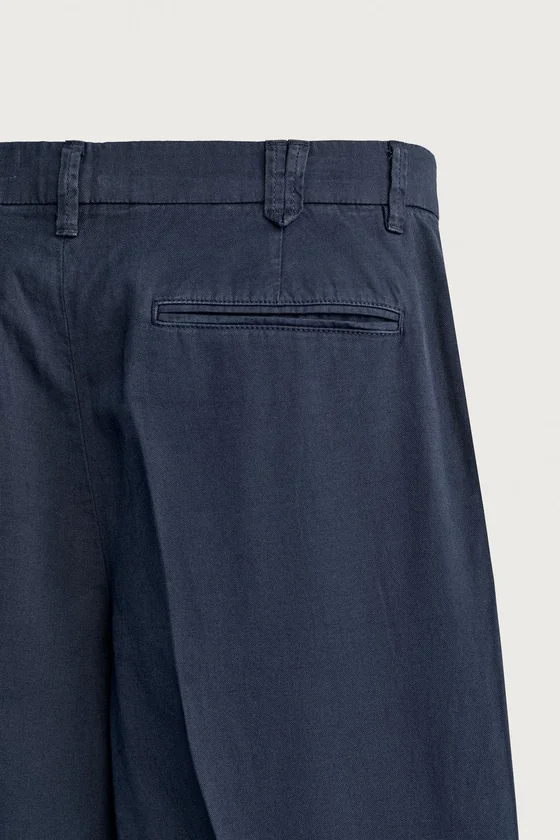 БРЮКИ RELAXED FIT С ЭФФЕКТОМ ПОТЕРТОСТИ